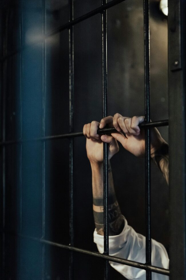 pexels-ron-lach-10475037 Tabela com comparação entre Embargos de Declaração no CPP e no CPC para uso do advogado criminalista.